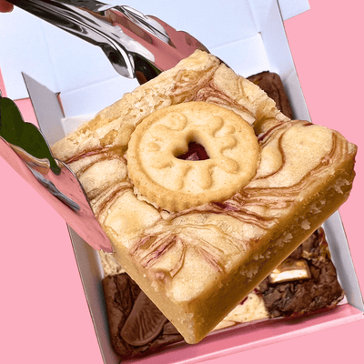 Brownie & Blondie Mixed Box - Blondies Bakes