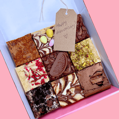 Kraft Tag Brownie & Blondie Mixed Box - Blondies Bakes