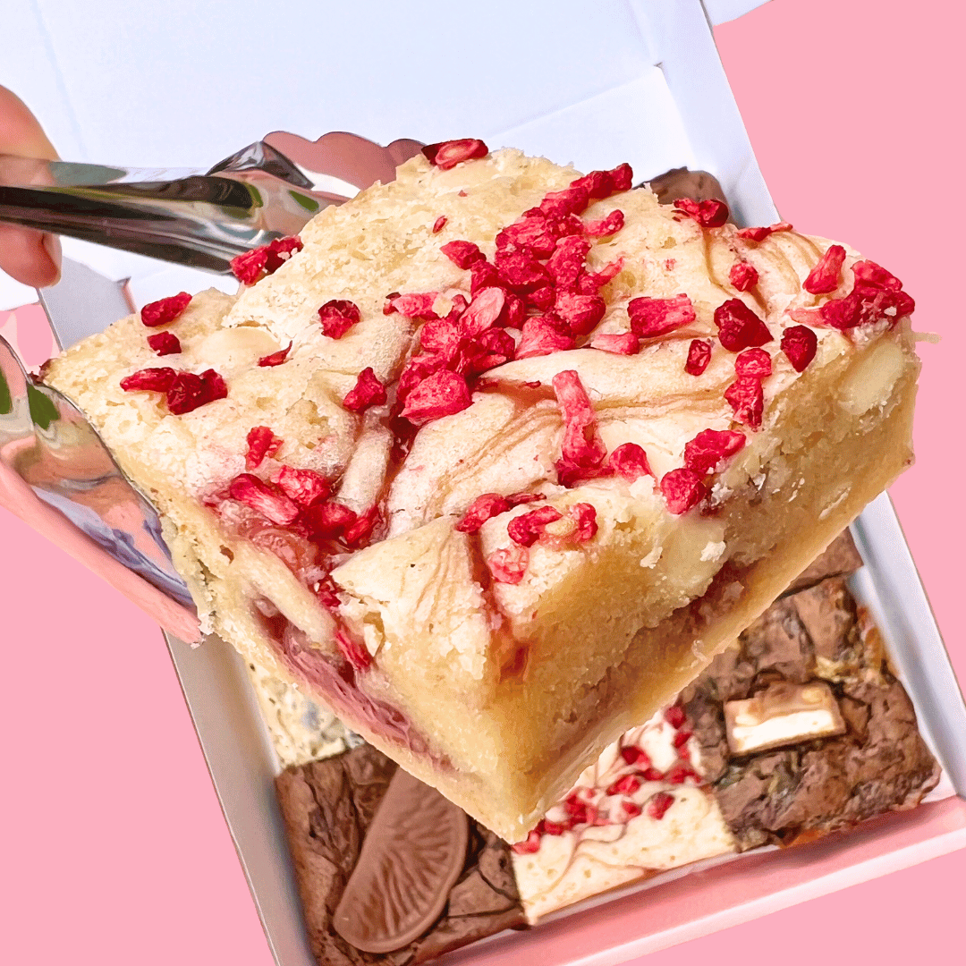 Valentines Brownie & Blondie Mixed Box - Blondies Bakes