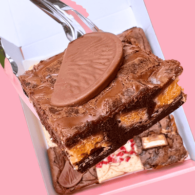 Valentines Ultimate Brownie, Blondie & Cookie Bundle - Blondies Bakes