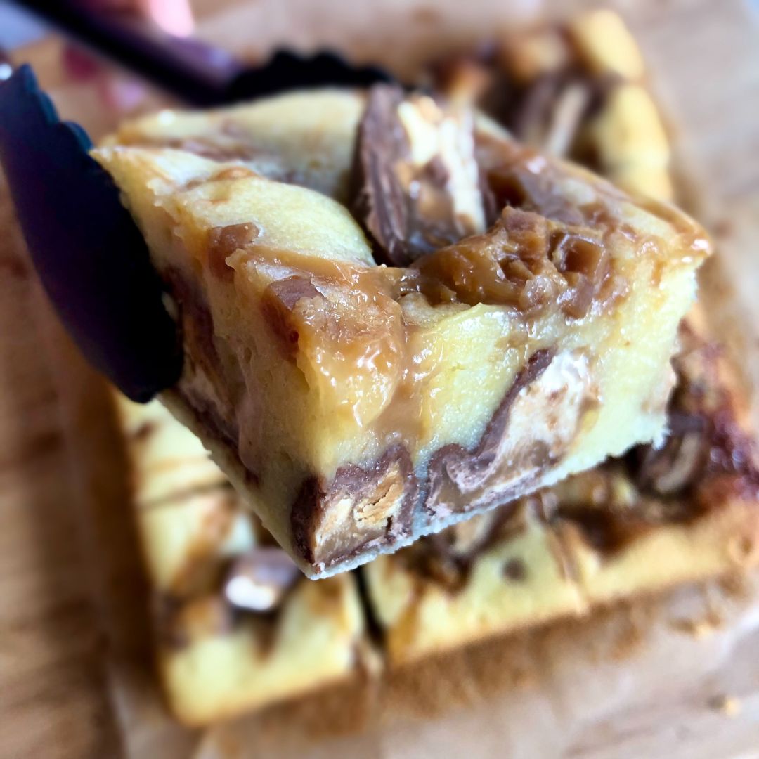 Mothers Day Brownie & Blondie Mixed Box - Blondies Bakes